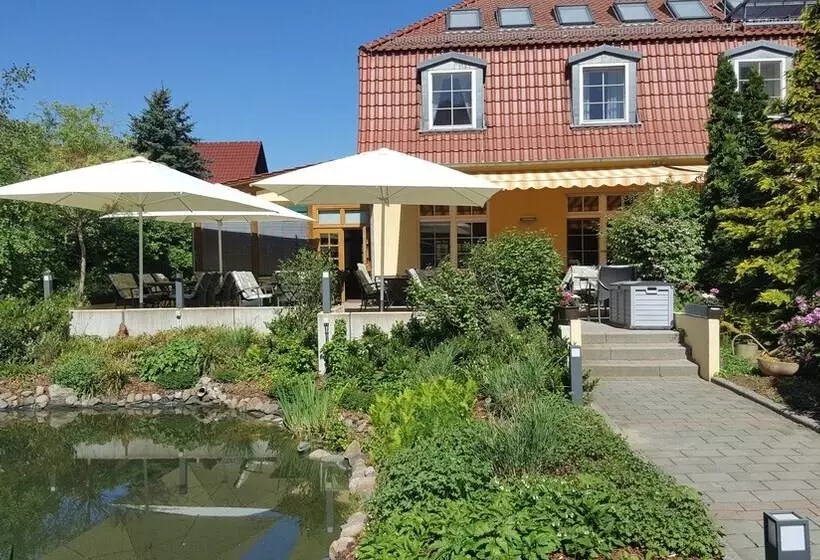 فندق Zum Leineweber