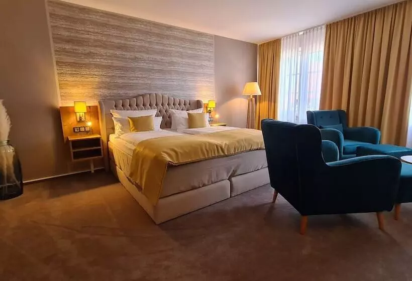 فندق Zum Leineweber