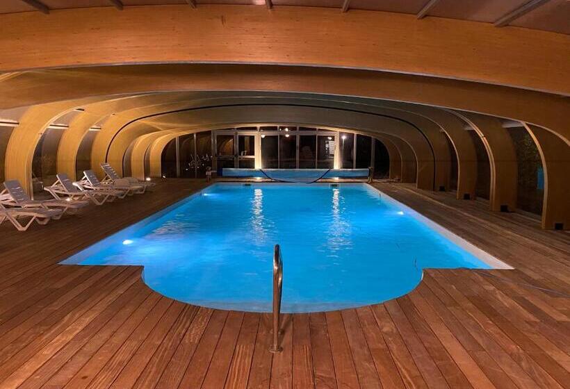 Logis Hotel Restaurant Planes