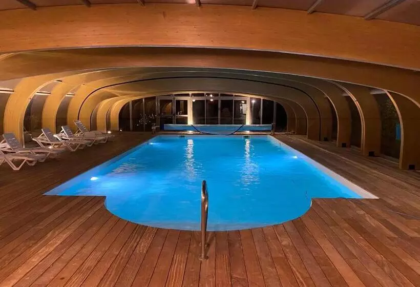 Logis Hotel Restaurant Planes