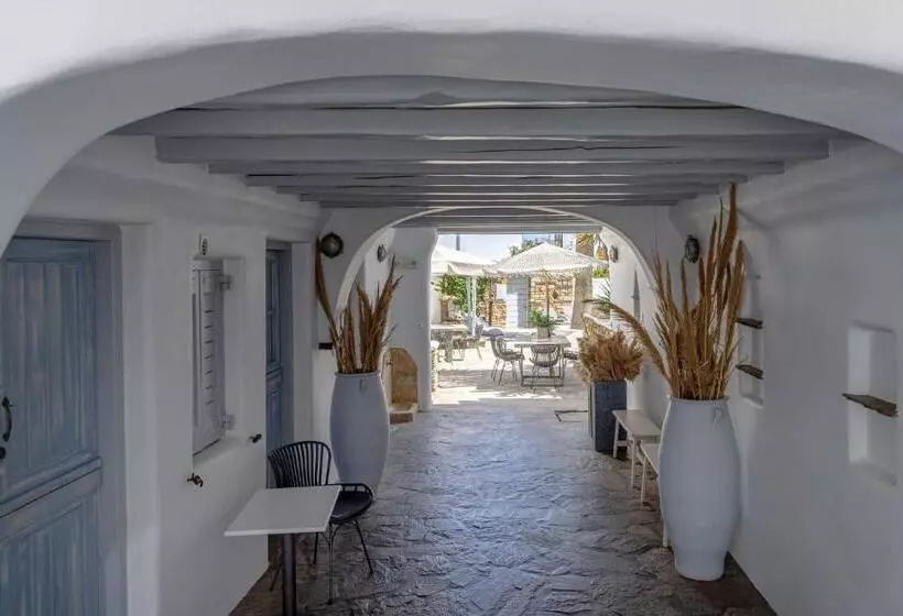 Onar Hotel And Suites