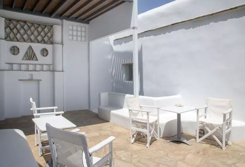 Onar Hotel And Suites
