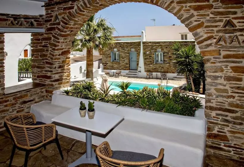 Onar Hotel And Suites