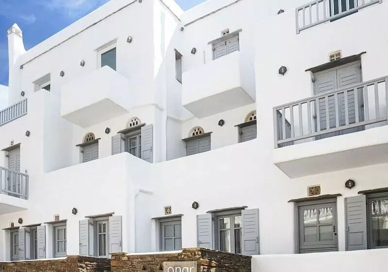 Onar Hotel And Suites