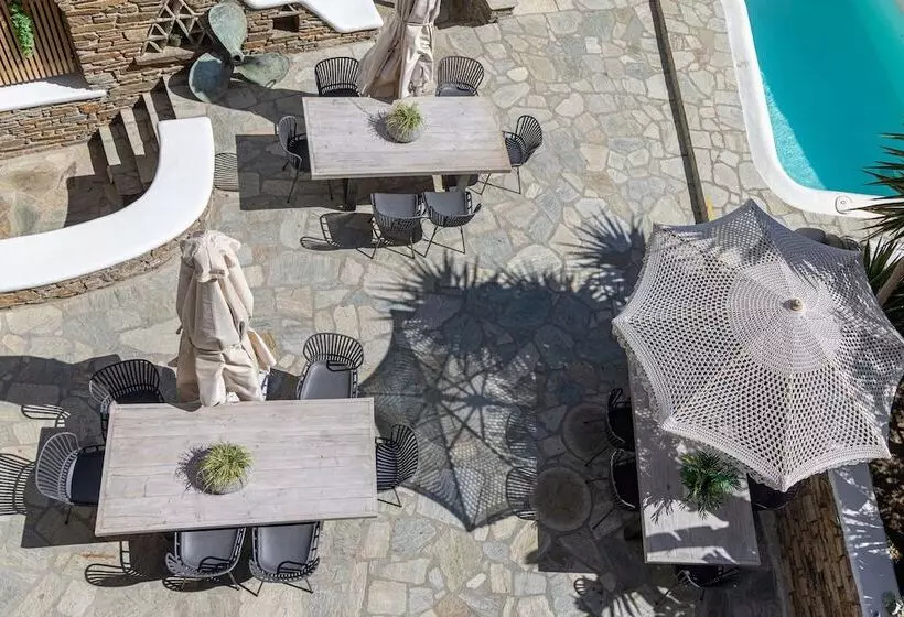Onar Hotel And Suites