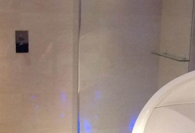 Пансион La Fontana Italian Restaurant With Rooms