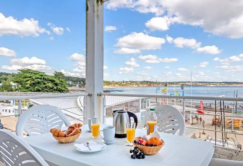 Residenssi Vacanceole  Le Domaine De Bertheaume