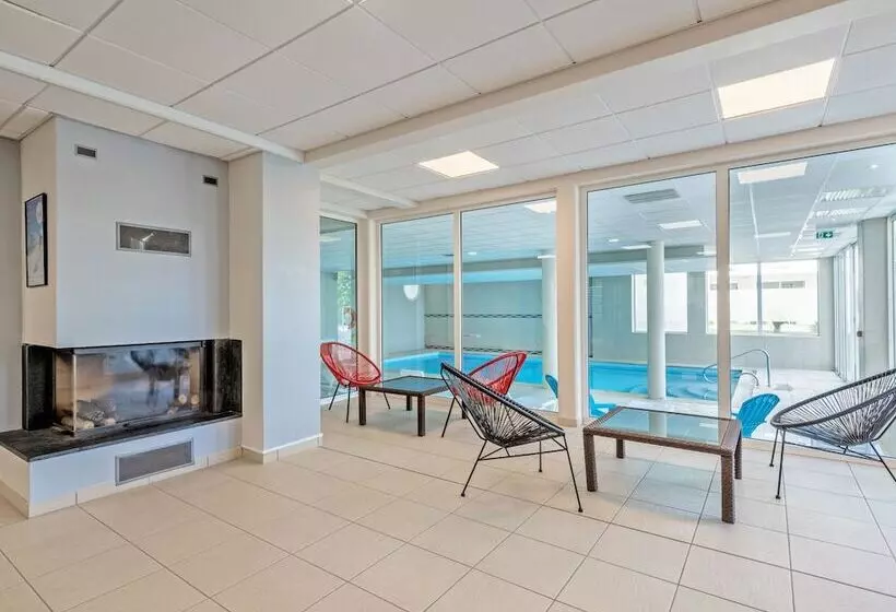 Residenssi Vacanceole  Le Domaine De Bertheaume