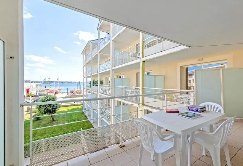 Residenssi Vacanceole  Le Domaine De Bertheaume