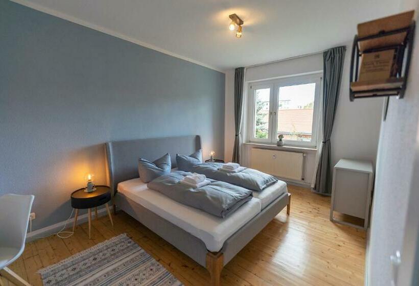 Rr   Central Apartment 80qm   Balcony   Washer