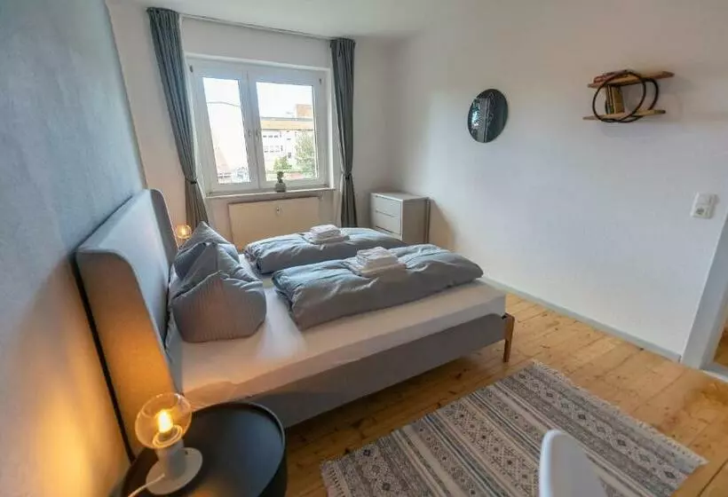 Rr   Central Apartment 80qm   Balcony   Washer