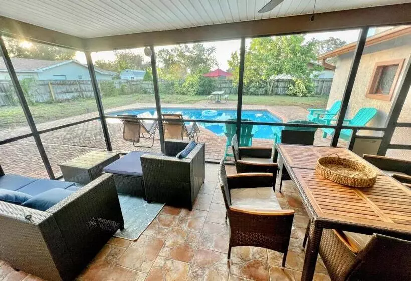 Dream Vacation Home W Heated Pool Close To Beaches Clearwater St Pete Sleeps 14