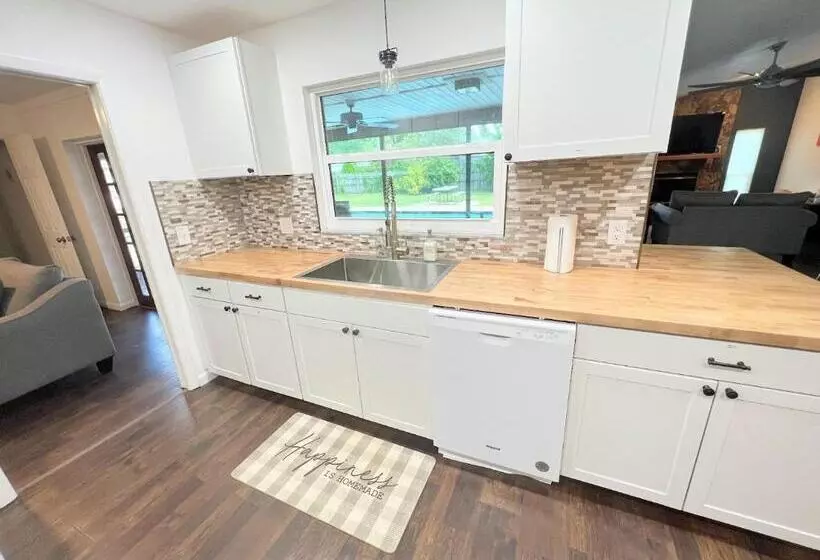 Dream Vacation Home W Heated Pool Close To Beaches Clearwater St Pete Sleeps 14