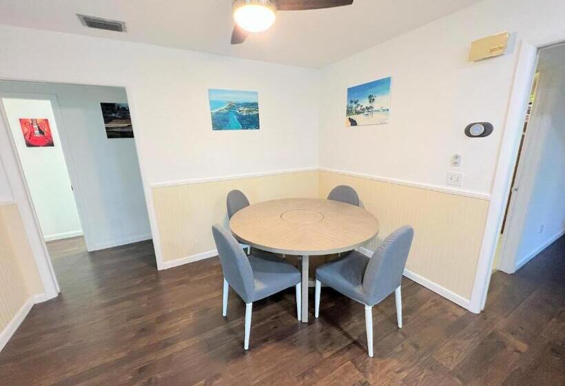 Dream Vacation Home W Heated Pool Close To Beaches Clearwater St Pete Sleeps 14