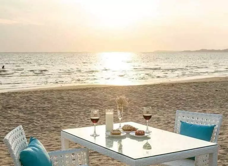 Pattaya Grand Florida Beach 36