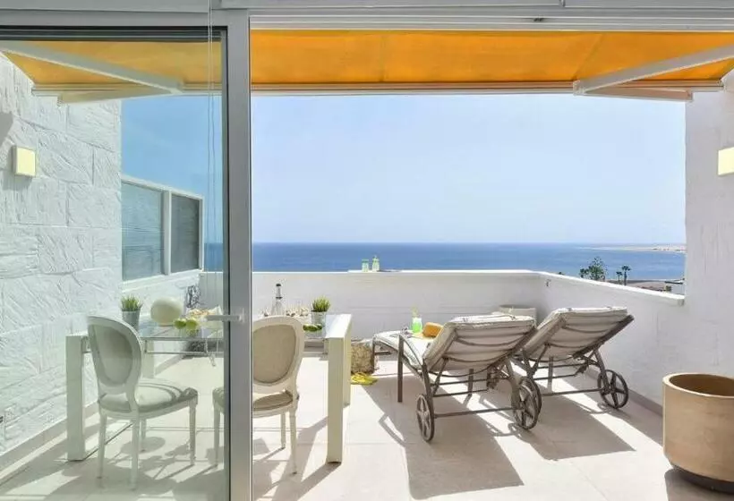 My Sea View Holiday Apartment