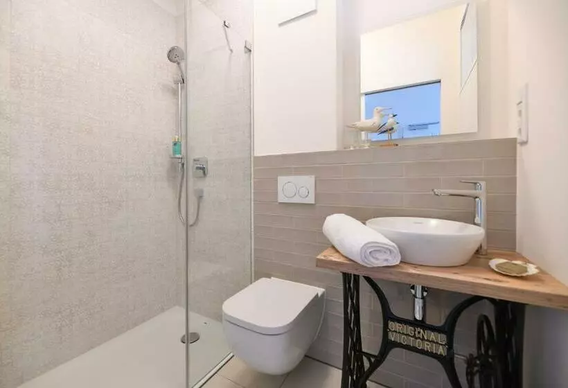 Das Schiefe Haus Wohnung Starkenburg