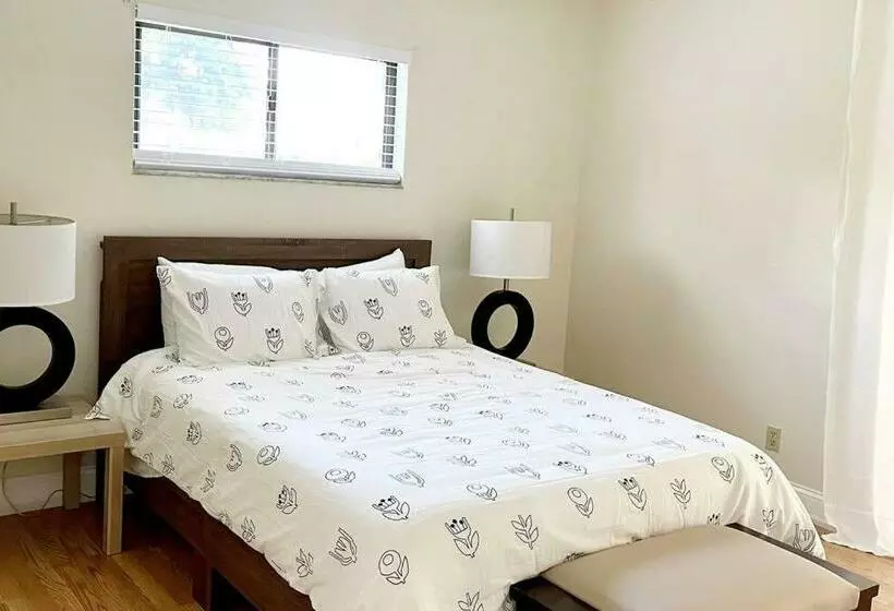 Delightful 3 Bdrm Home, Mins To Clearwater Beach