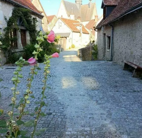 La Petite Maison Au Coeur Du Village