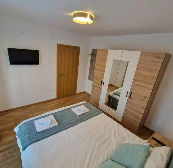 Nina Apartman 2