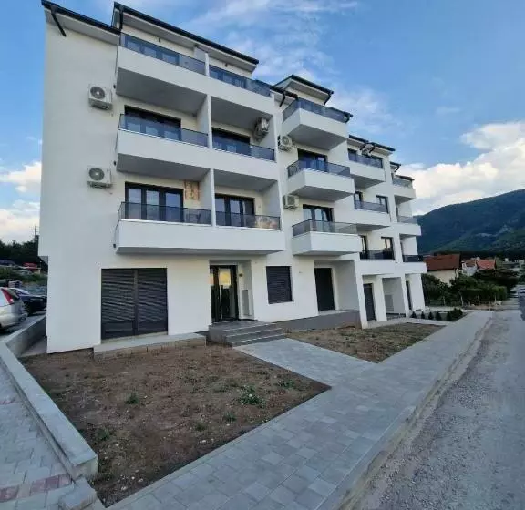 Nina Apartman 2