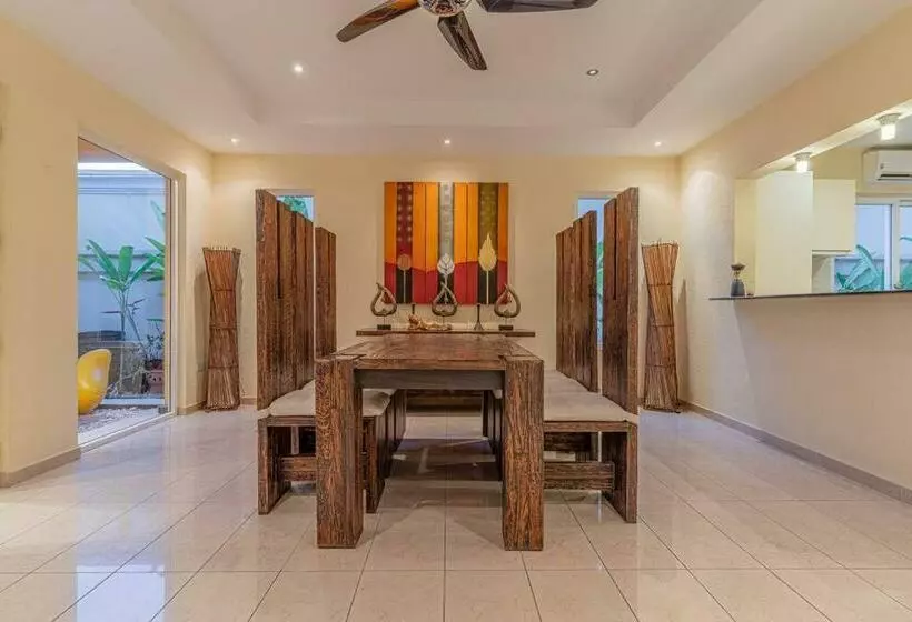 Sanook Villa 4br Super Luxury Pool Villa, Bbq, Pool Table, Karaoke