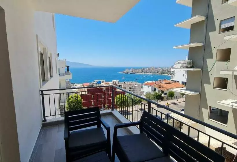 Sea And City View Apartment