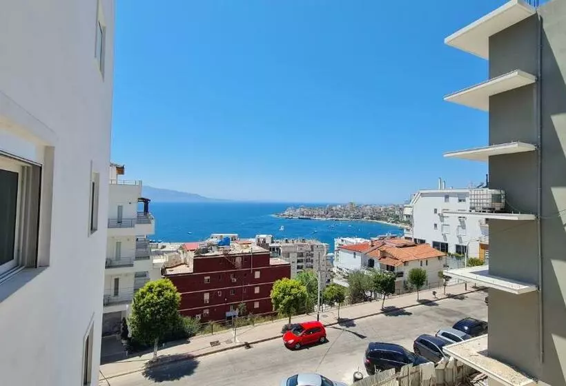 Sea And City View Apartment