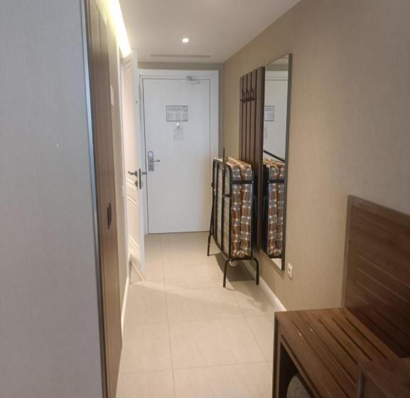 هتل Alliance Palace