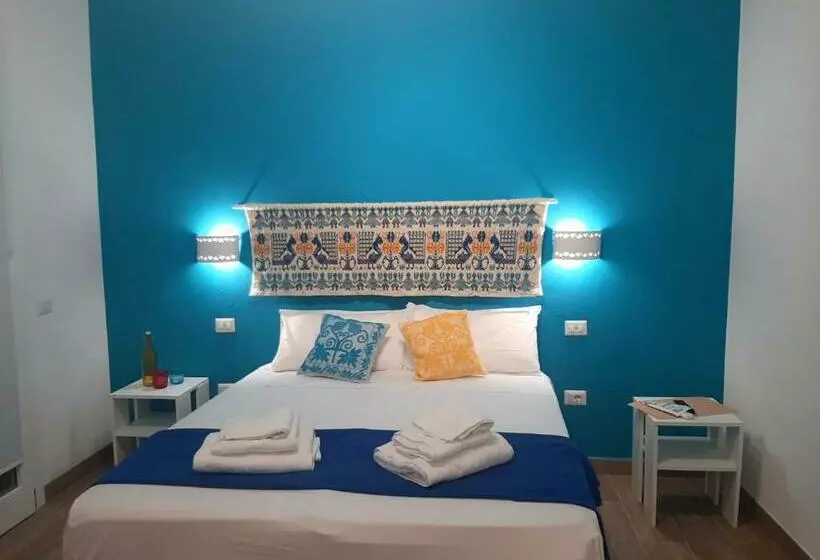 Majatalo Camera Olbia Centro, Vacanze Olbia E Dintorni  Blue House Guest House