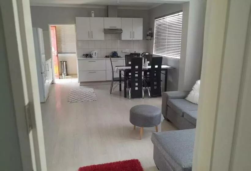 Majatalo The Cradle S Rest Guest House