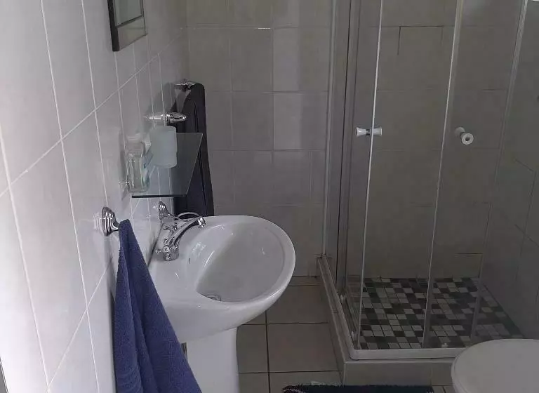 Majatalo The Cradle S Rest Guest House