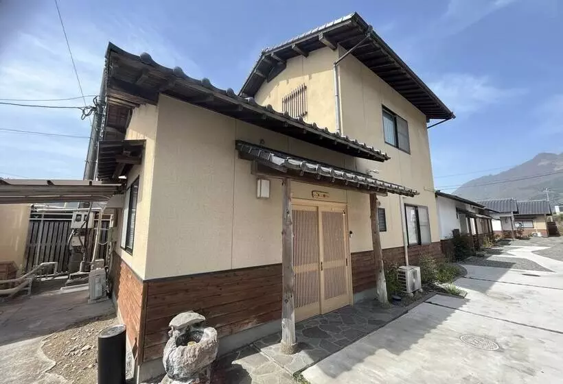 Ryokan Yufuin Hanarenoyado Yukagetsu