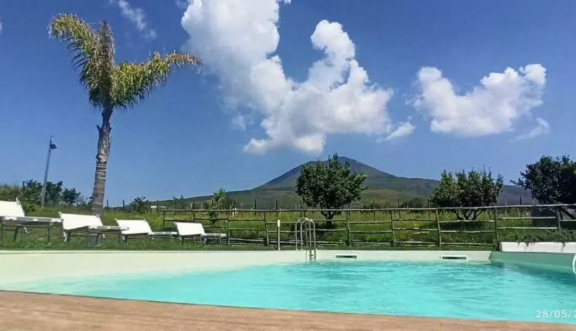 ベッドアンドブレックファースト Vesuvio Casa De Charme