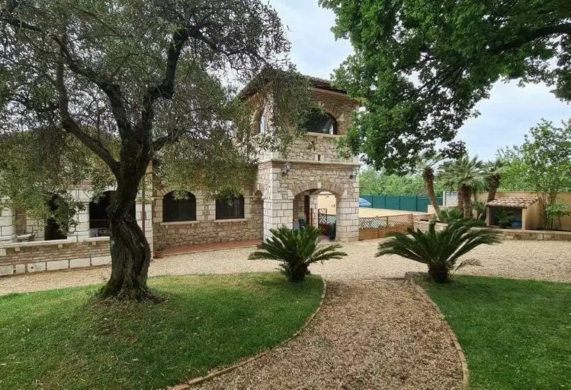 Casale Esmeralda