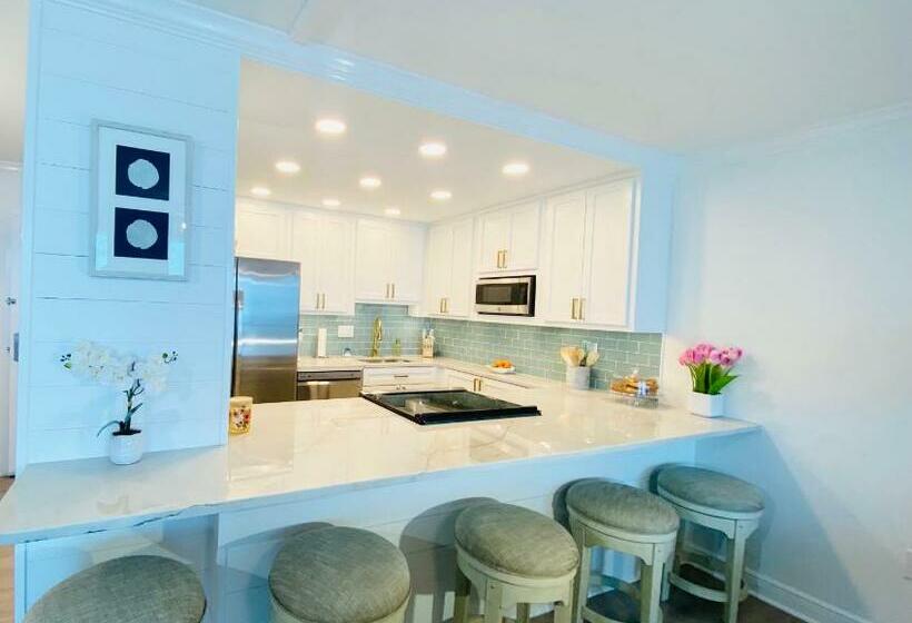 Oceanfront At Sabine Yacht And Racquet Club