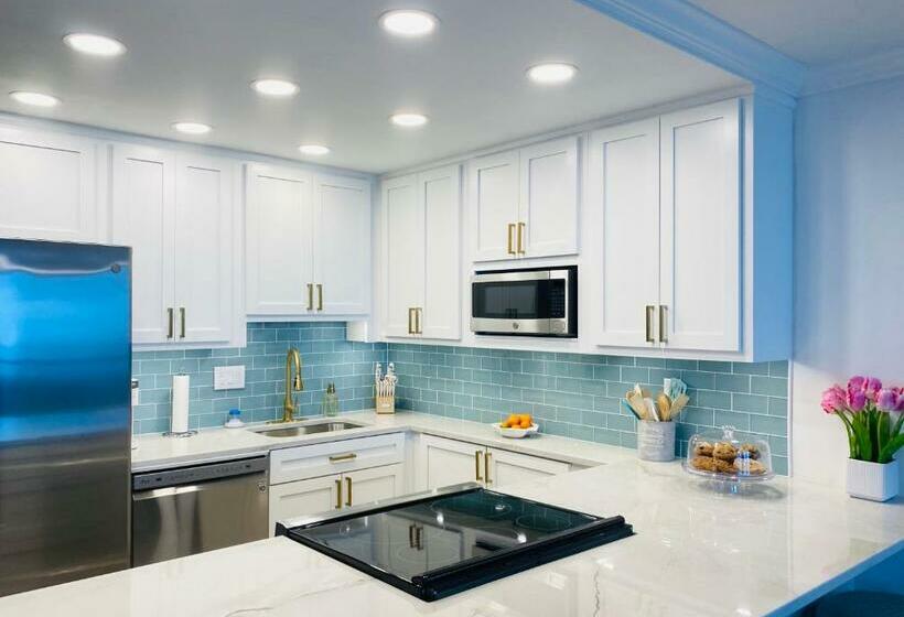 Oceanfront At Sabine Yacht And Racquet Club