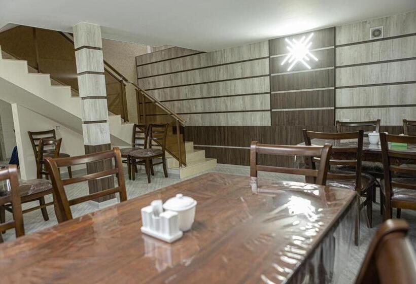 פנסיון Ahmad Guest House