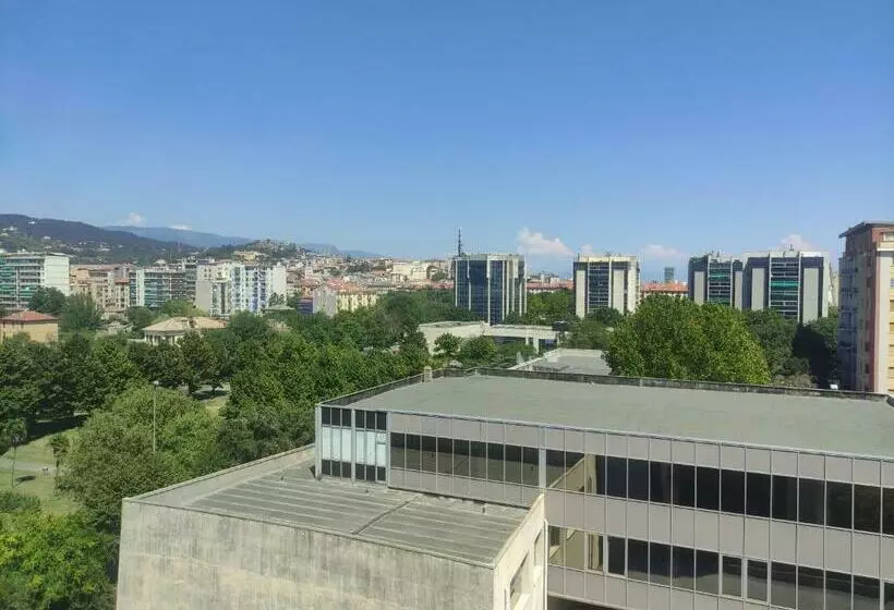 Una Finestra Su Savona