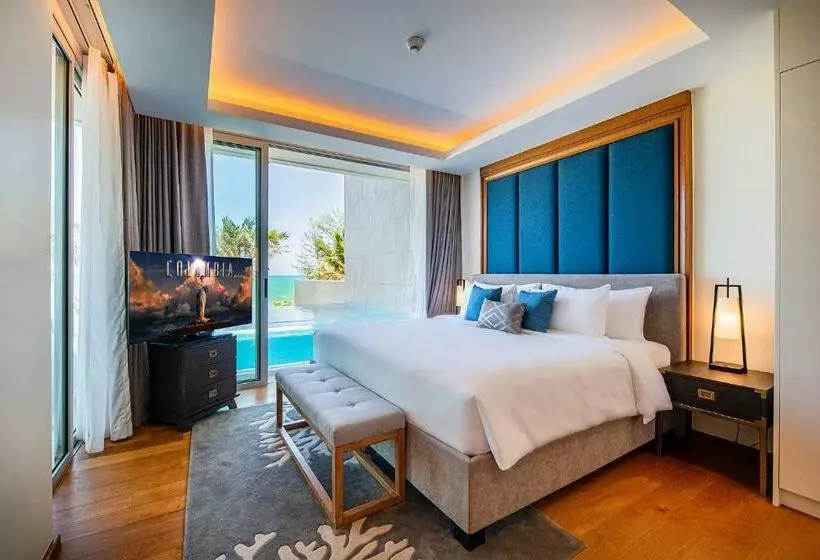 Beachfront Residences   Stunning Sea And Lake View