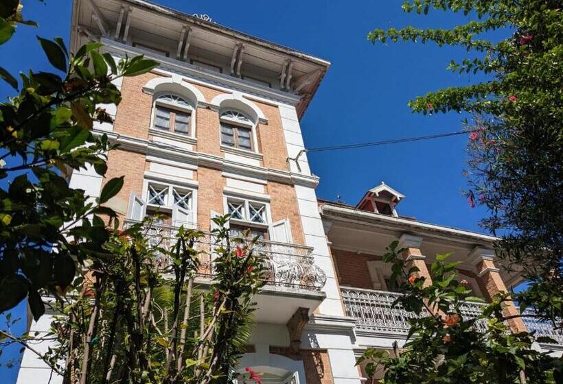 تختخواب و صبحانه Le Manoir