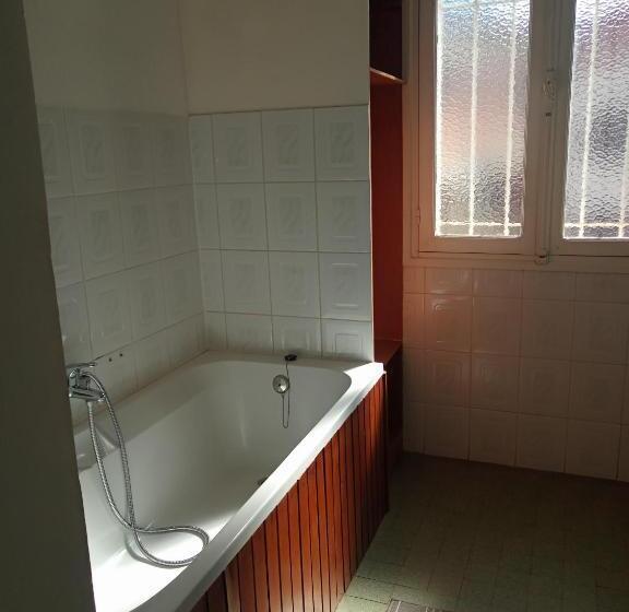 تختخواب و صبحانه Le Manoir