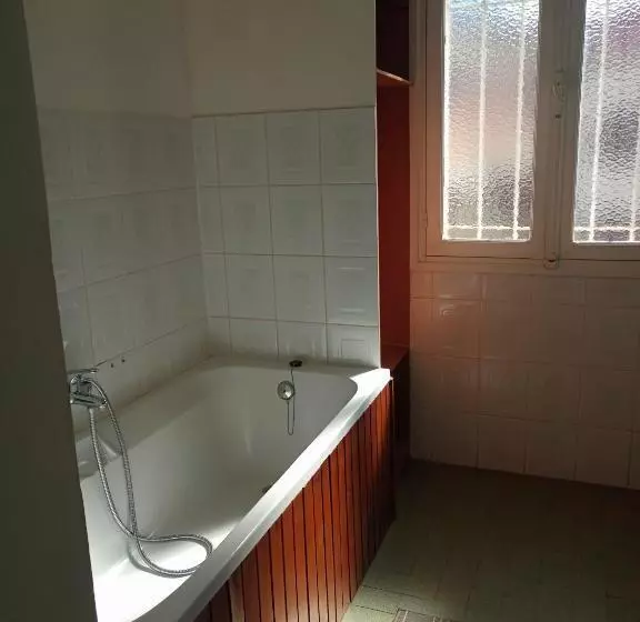 تختخواب و صبحانه Le Manoir