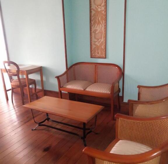 تختخواب و صبحانه Le Manoir