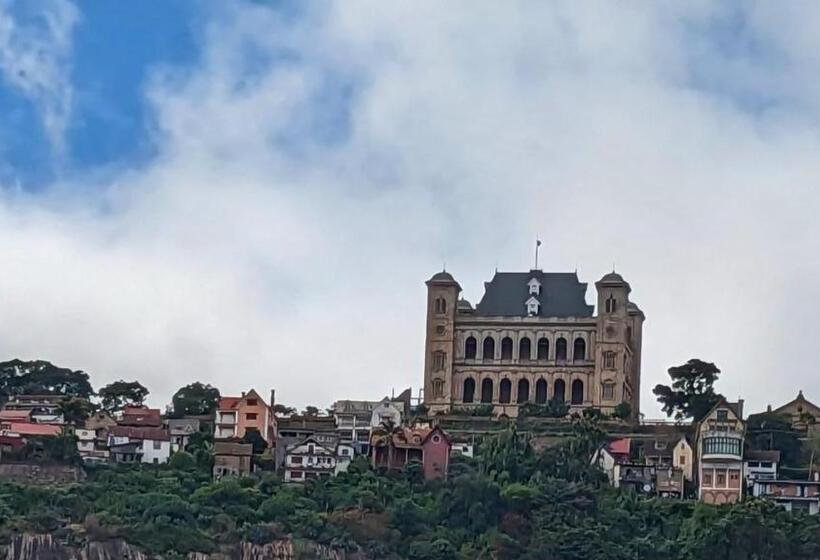 تختخواب و صبحانه Le Manoir