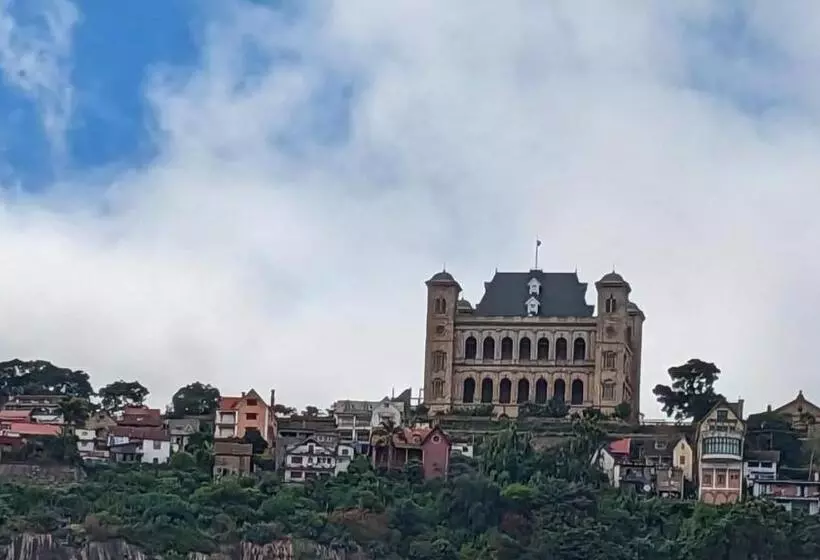 تختخواب و صبحانه Le Manoir