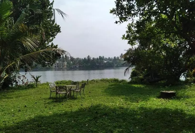 Aamiaismajoitus (B&B) Madampa Ganga Villa