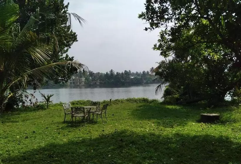 Aamiaismajoitus (B&B) Madampa Ganga Villa