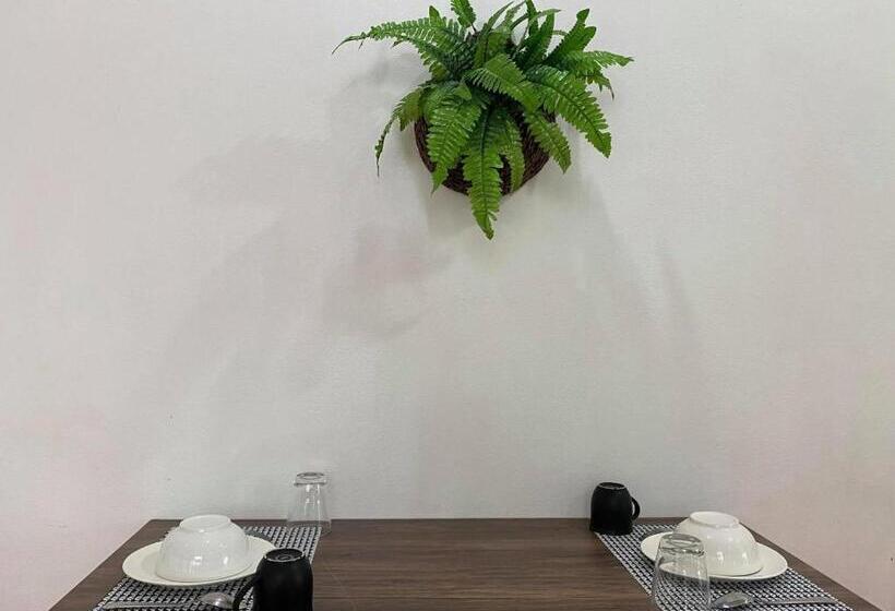 Пансион 1 Bedrooms Cozy Entire House Near Bangtao Beach Free Wifi