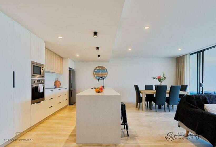 Saltwater Calm@ The Cosmopolitan Unit 10508